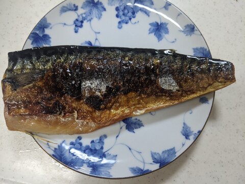 フライパンで焼き鯖